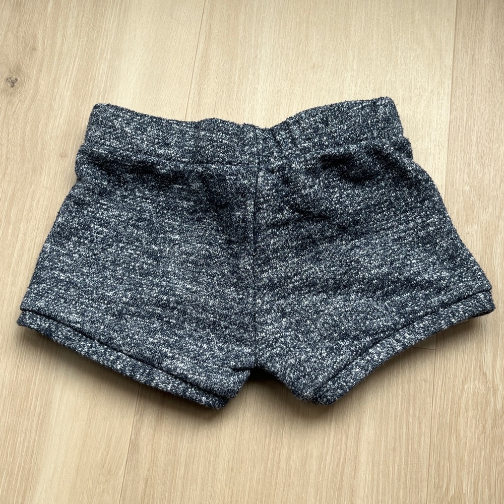 Pull-on Shorts - Picture 2 of 4